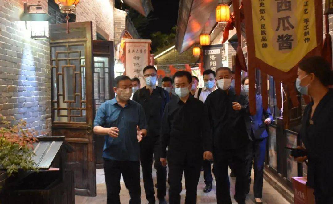 任福耀最新动态揭秘，小巷深处的独特风味探秘之旅