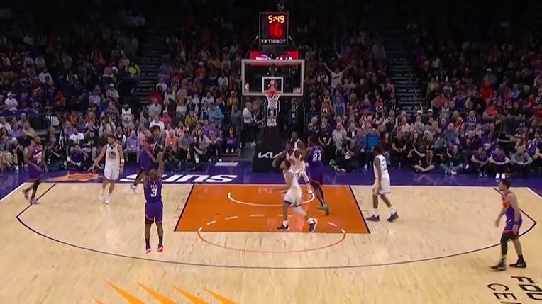 NBA新闻热点与篮球风味小店的独特故事